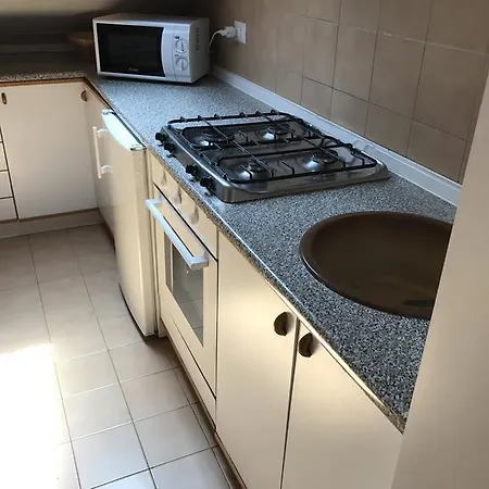 Charming The Castle Apartment Milan